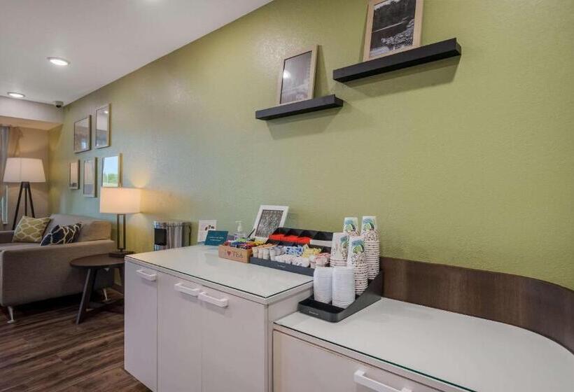 בית מלון כפרי Woodspring Suites Milwaukee   Menomonee Falls