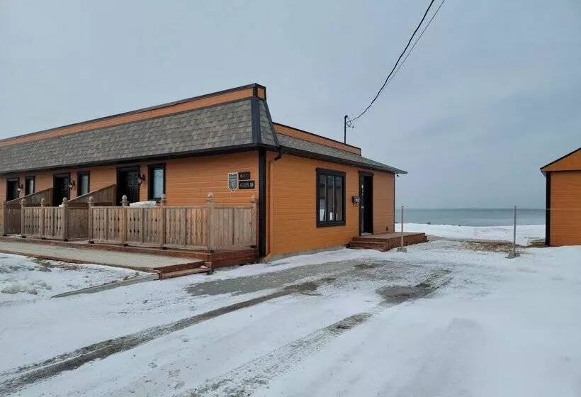 Motel Au Bord De L Eau