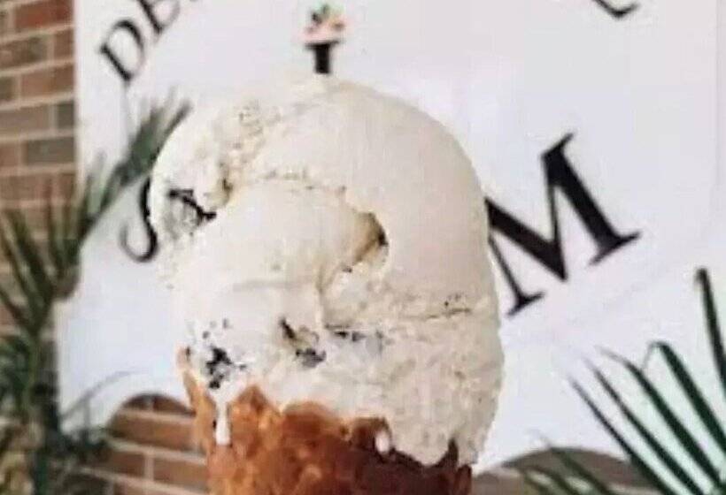 پانسیون 876 Ja Oasis & Homestay   By Kingston Airport