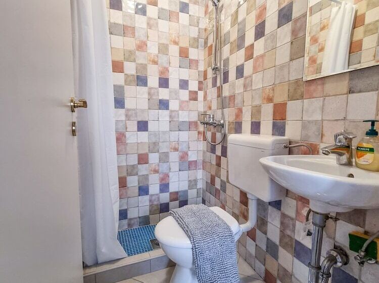 ペンション De Spot Guest House