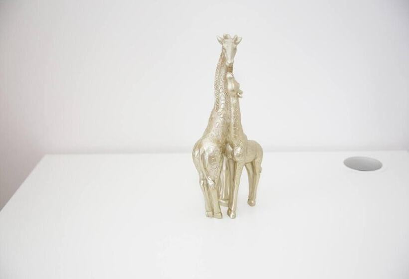 إقامة Deluxe 4 Bed House Close2 Wembley Stadium