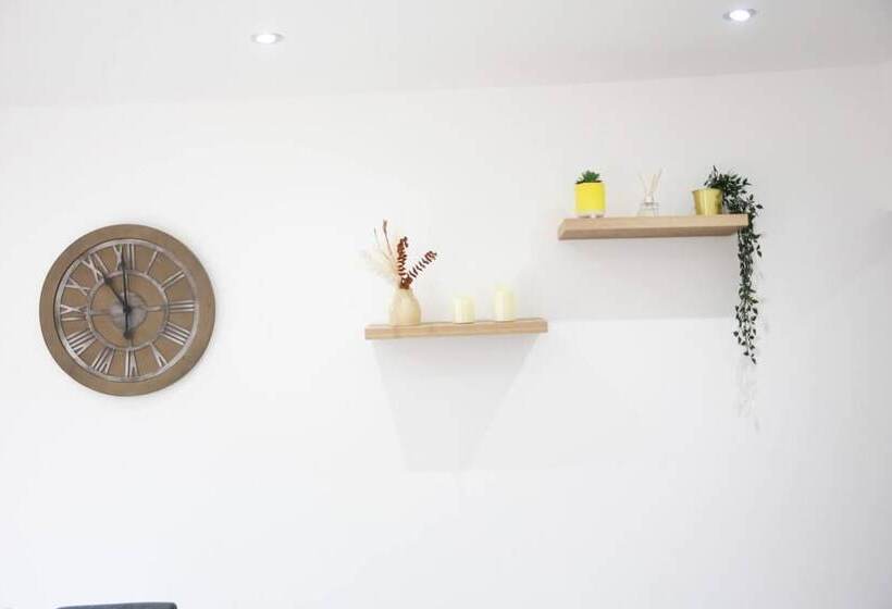 إقامة Deluxe 4 Bed House Close2 Wembley Stadium