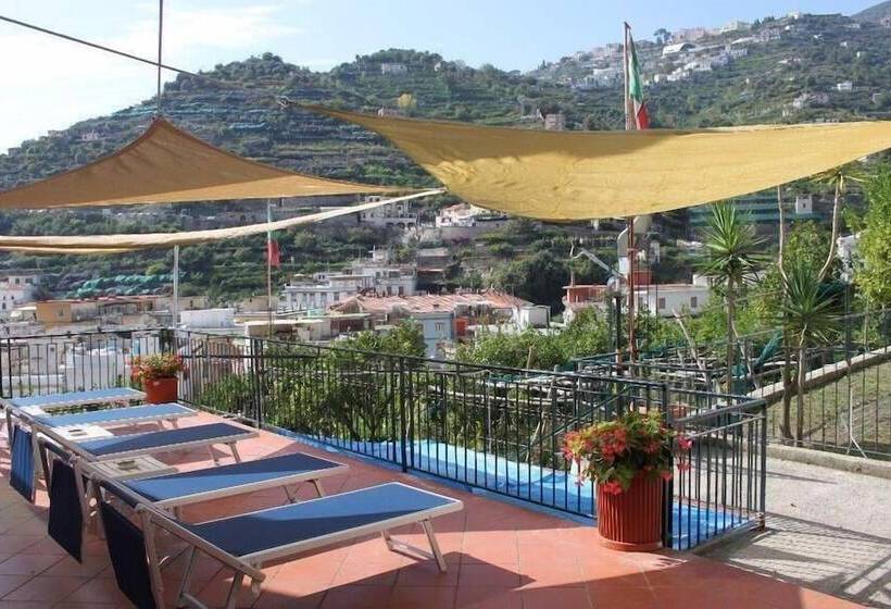 اقامتگاه Eden Holiday Minori