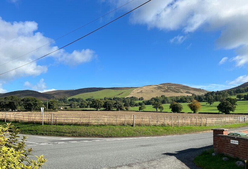 Ty Gwyn Holiday Cottage