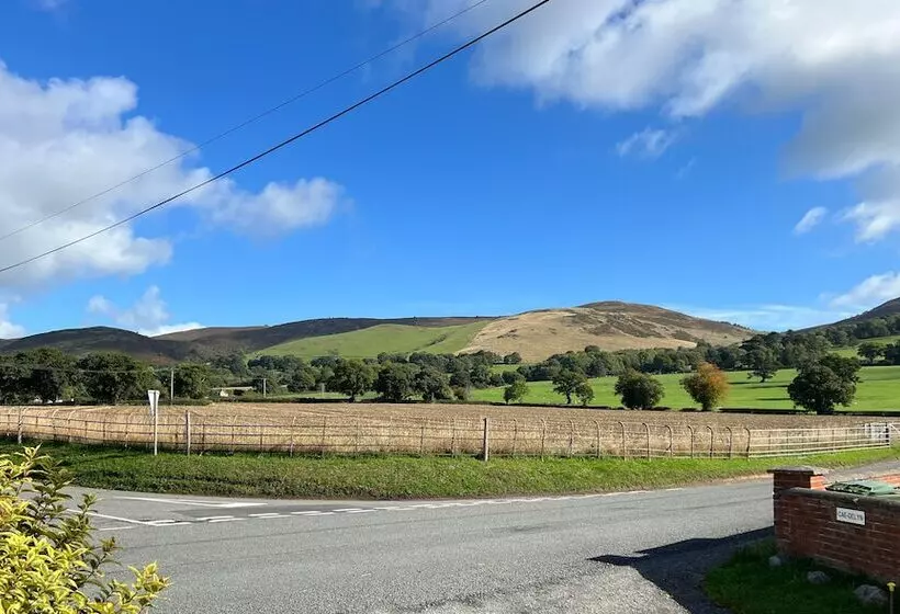 Ty Gwyn Holiday Cottage