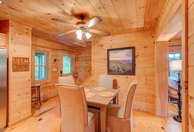 Heritage Hill Cabins