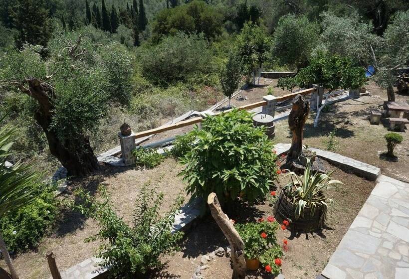 فندق Corfu Green Paradise Luxury Villa In Mistralatika, Kato Korakiana