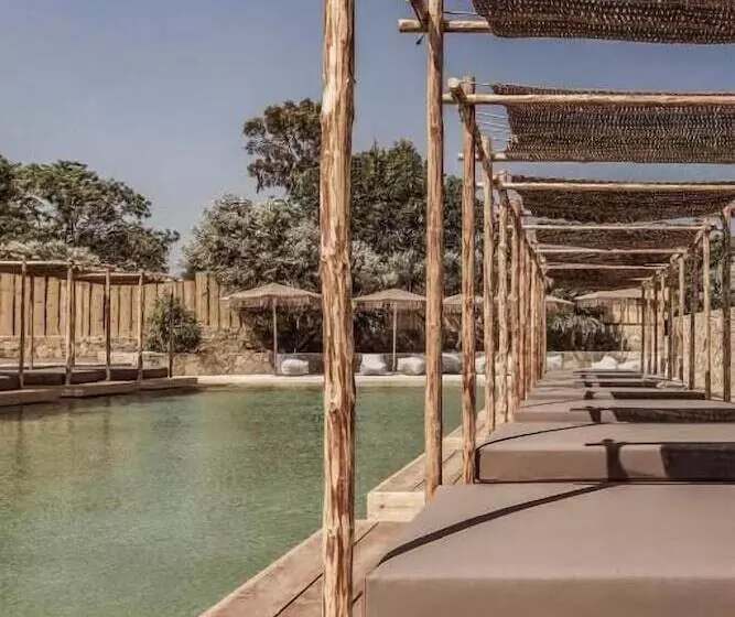 Hotelli Doryssa Boutique