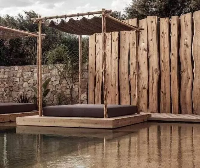 Hotelli Doryssa Boutique