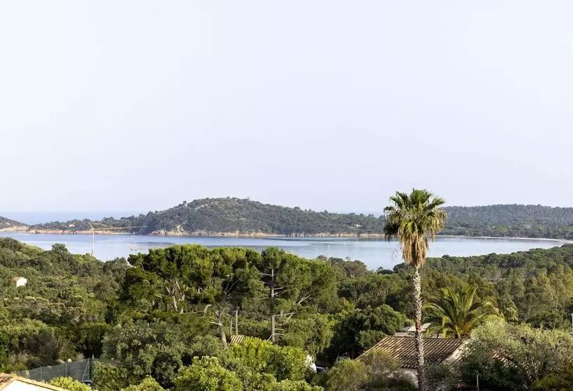 Hotelli Les Regalia Hôtel & Spa