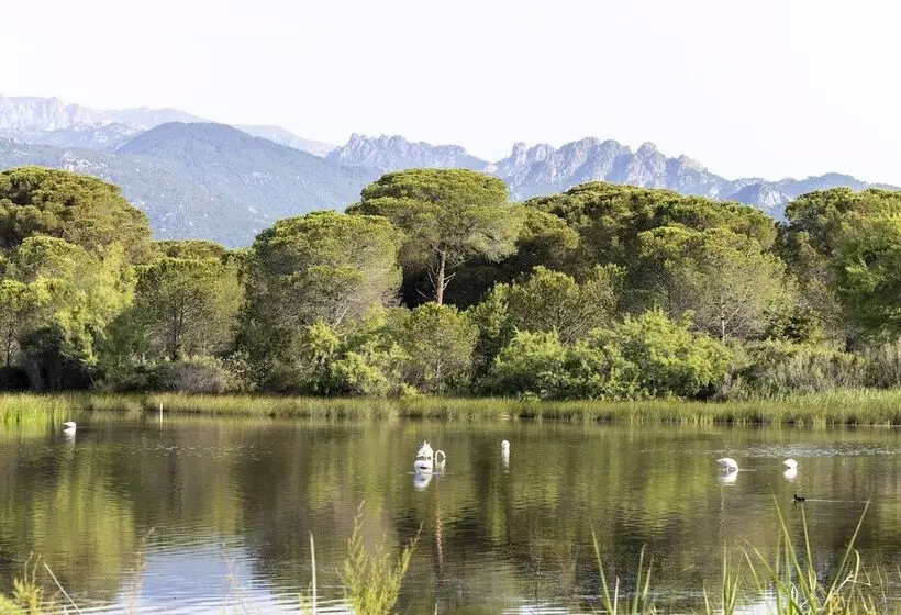 Hotelli Les Regalia Hôtel & Spa