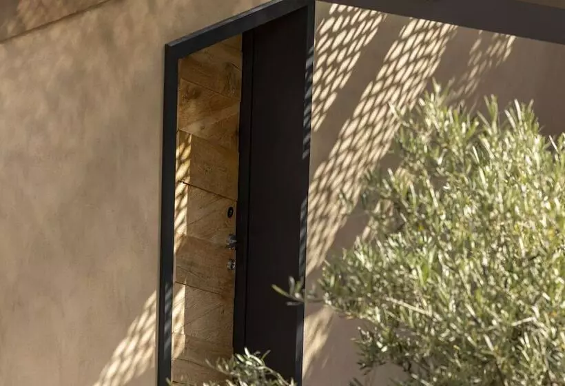 Hotelli Les Regalia Hôtel & Spa