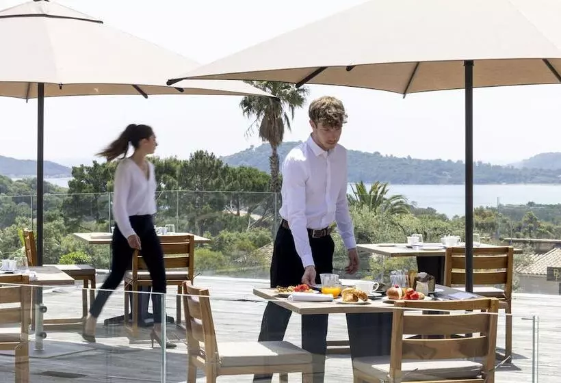 Hotelli Les Regalia Hôtel & Spa