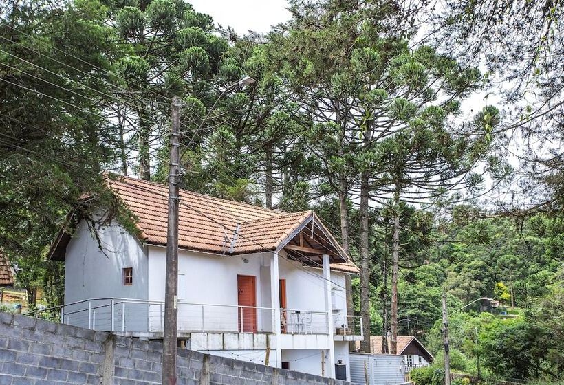 ホテル Pousada Vila Suíça