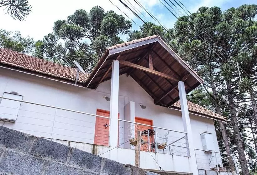 ホテル Pousada Vila Suíça