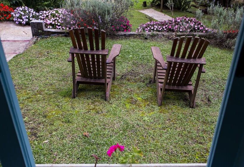 ホテル Pousada Vila Suíça