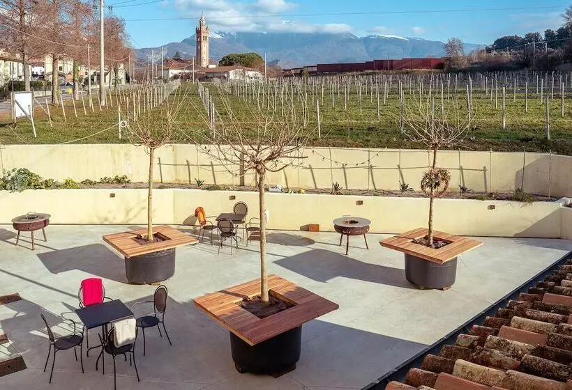 田舎風ホテル La Vigna Di Sarah