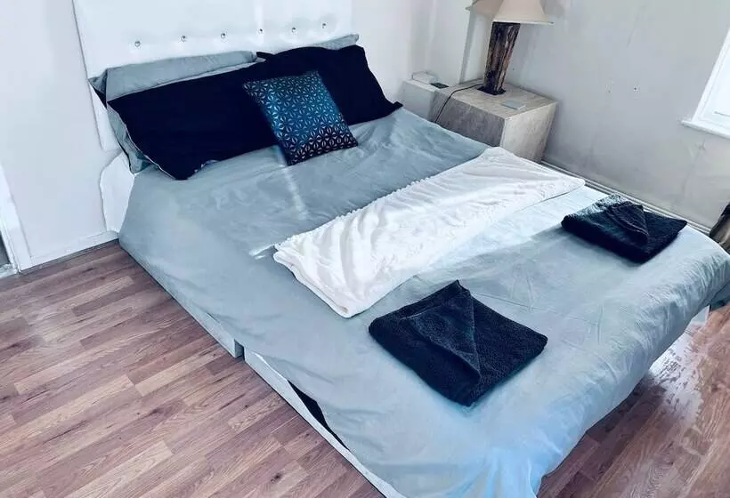 レジデンス Beautiful 3 Bed House In High Wycombe