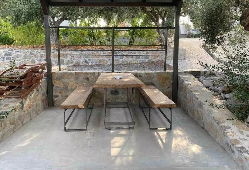 レジデンス Lovely Nature Stone House In Sisi