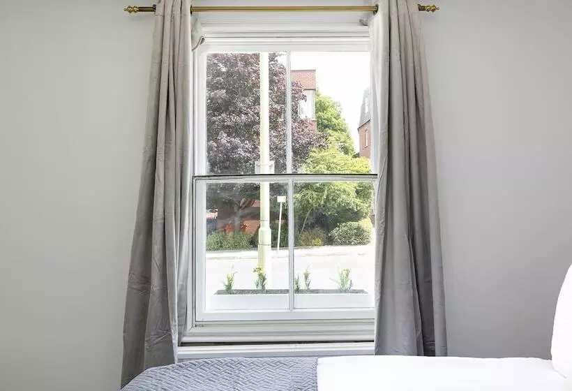 Skyvillion East Finchley London 2bedroom