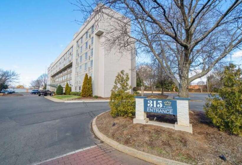 315 Loso Hotel Airport