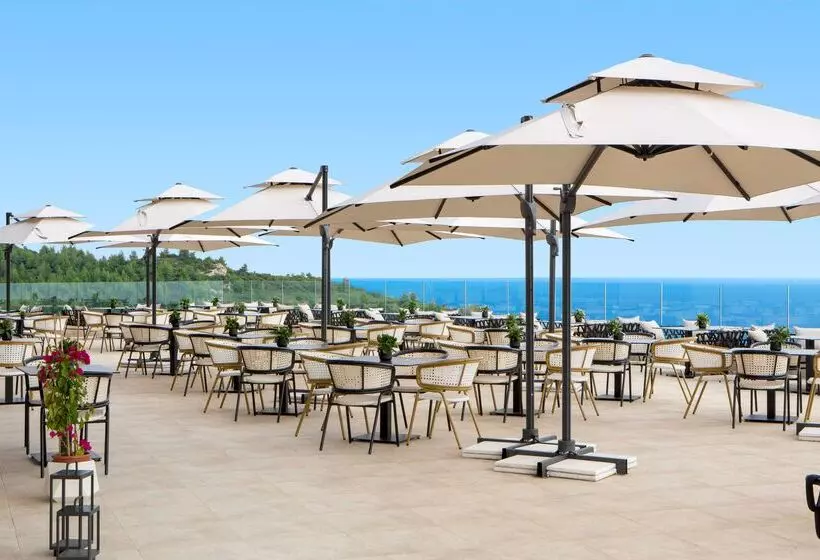 Ajul Luxury Hotel & Spa Resort, A Registry Collection