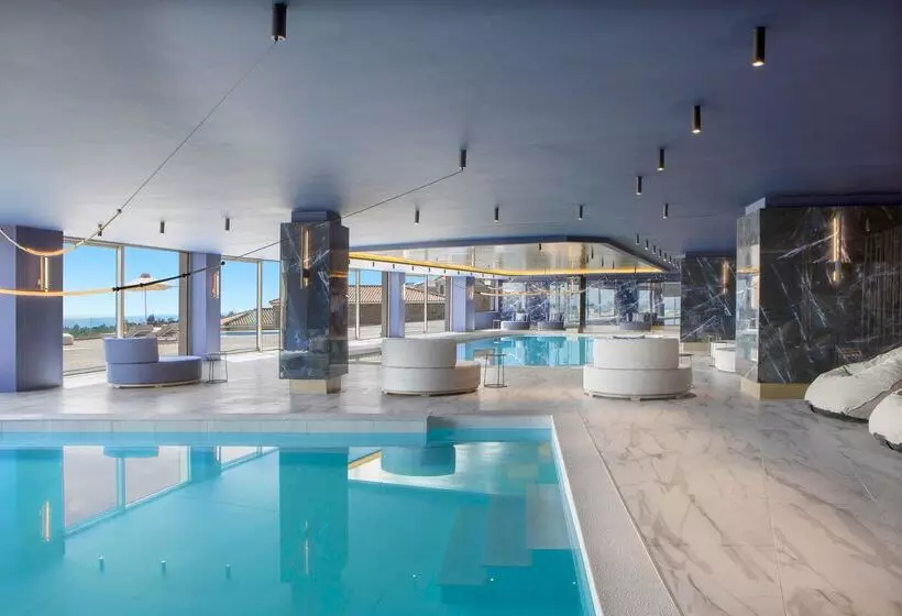 Ajul Luxury Hotel & Spa Resort, A Registry Collection