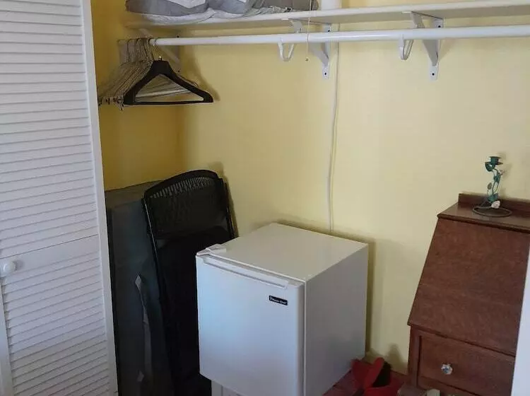 Aamiaismajoitus (B&B) Chateau Deville