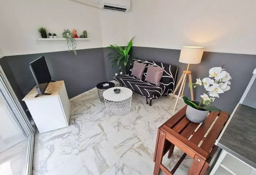 Gregbnb   Le Joal   Toulon Ouest