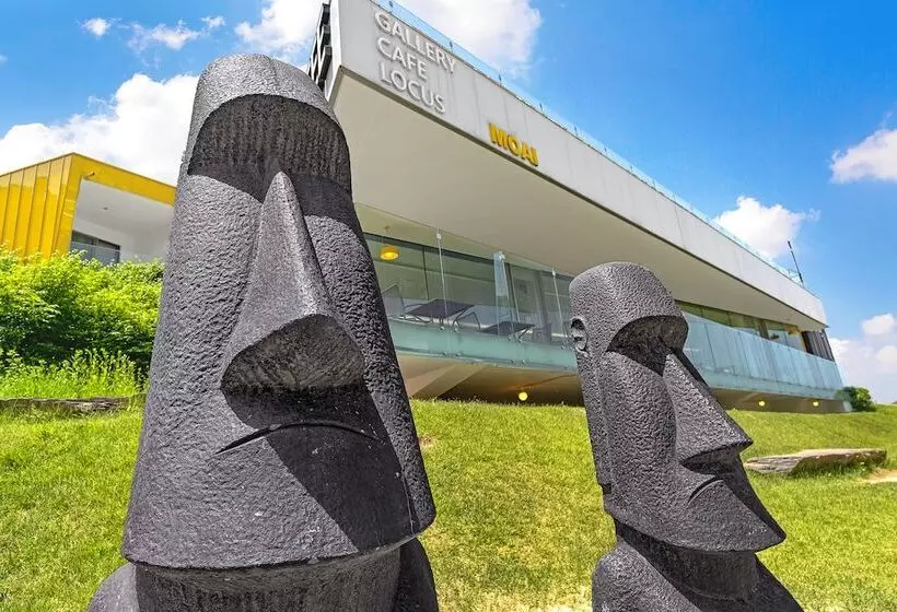 ホテル Moai