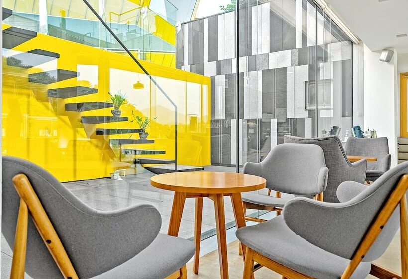 בית מלון כפרי Moai