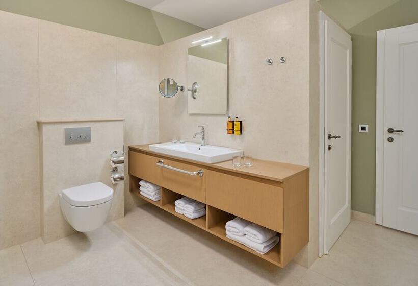 Отель Palace Natali