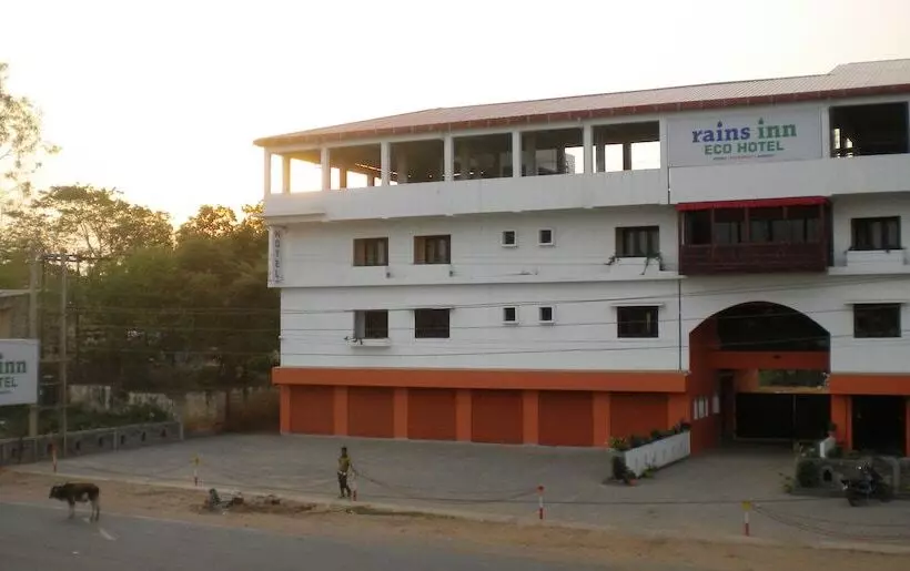 Hotelli Rains Inn Eco