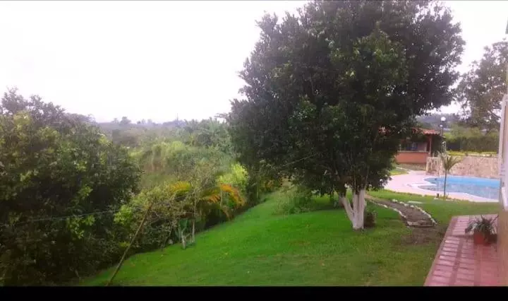 田舎風ホテル Finca Hotel El Amanecer