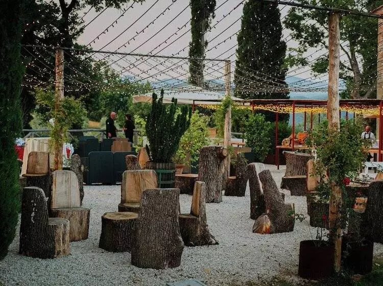 Maaseutuhotelli Podere Tovari