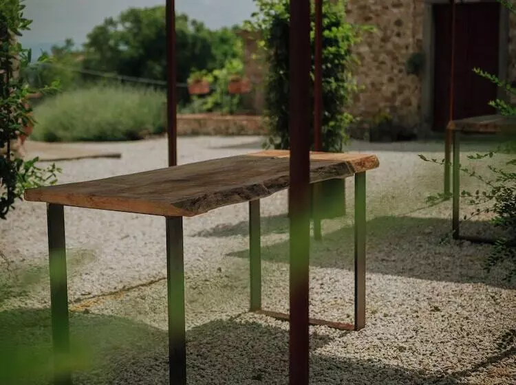 Maaseutuhotelli Podere Tovari