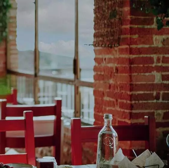 Maaseutuhotelli Podere Tovari