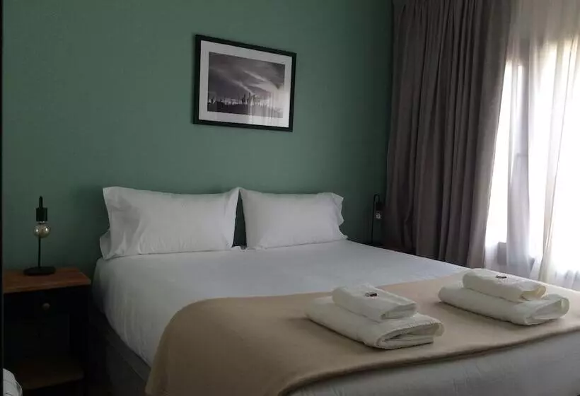 ホテル Senderos Aparts & Suites