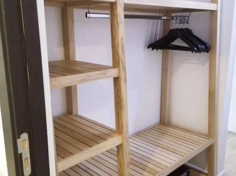 ホテル Senderos Aparts & Suites