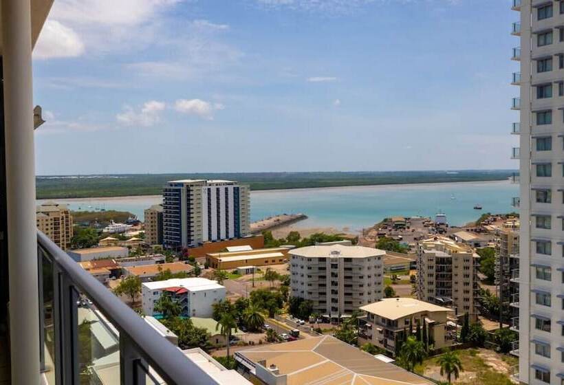 Hotel Signatures On Knuckey