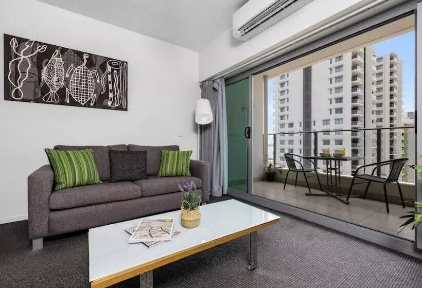 ホテル Signatures On Knuckey