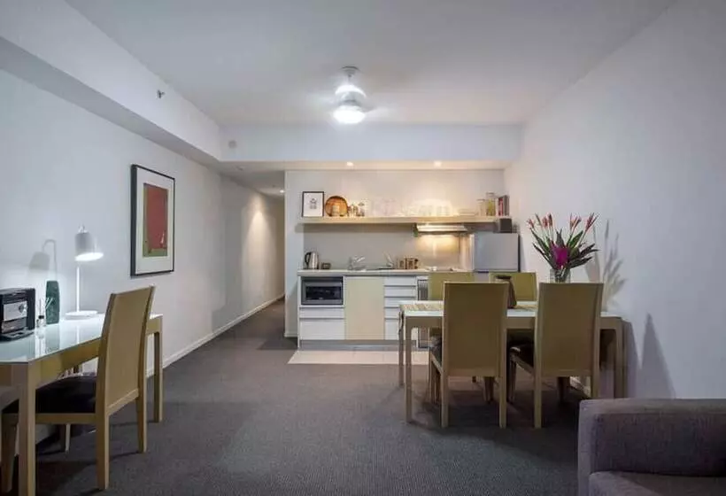 ホテル Signatures On Knuckey