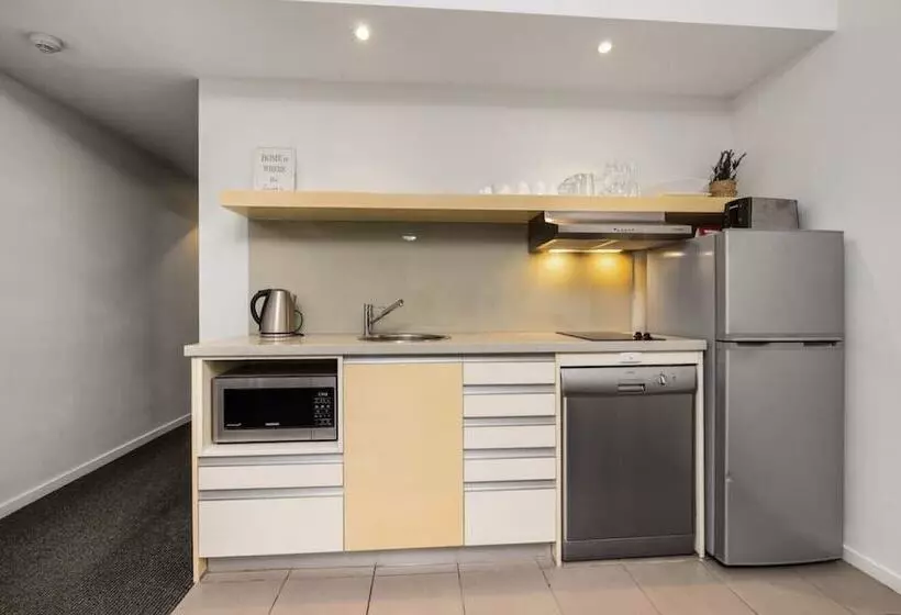 ホテル Signatures On Knuckey