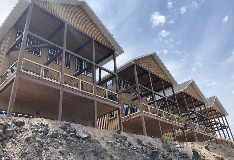 Keweenaw Waters Resort