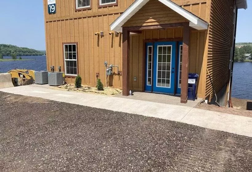 Keweenaw Waters Resort