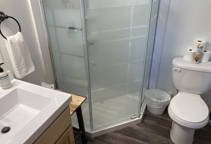 Keweenaw Waters Resort