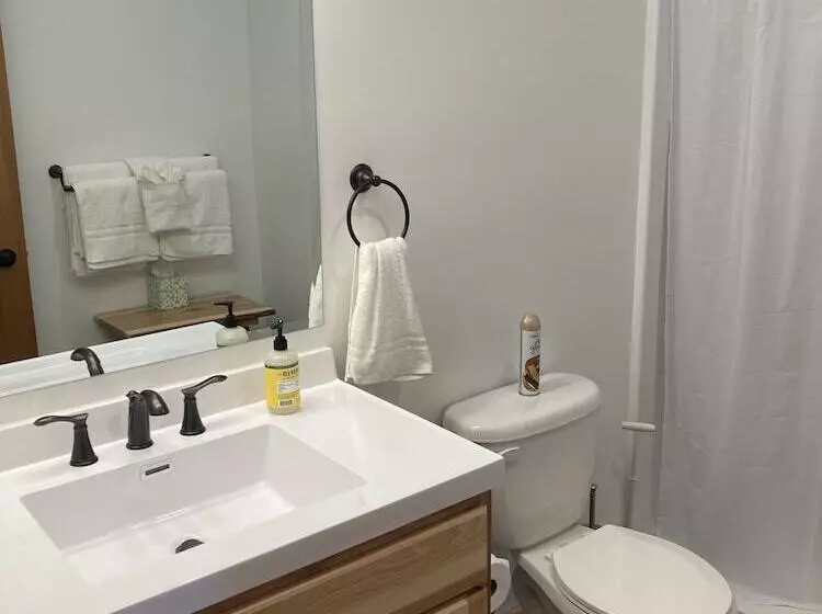 Keweenaw Waters Resort