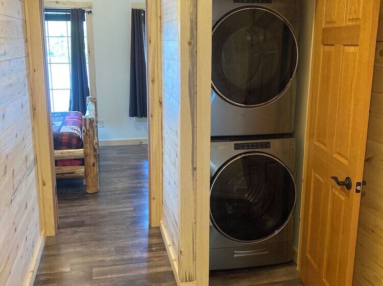 Keweenaw Waters Resort