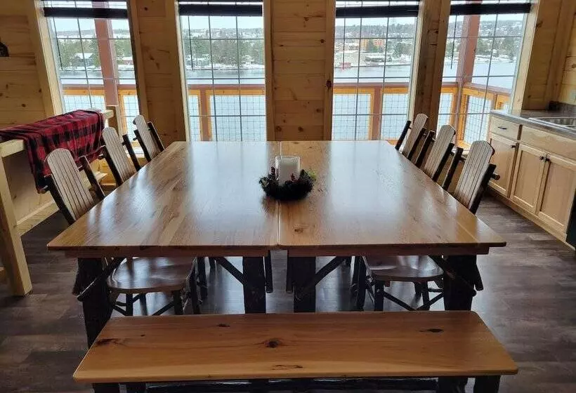 Keweenaw Waters Resort