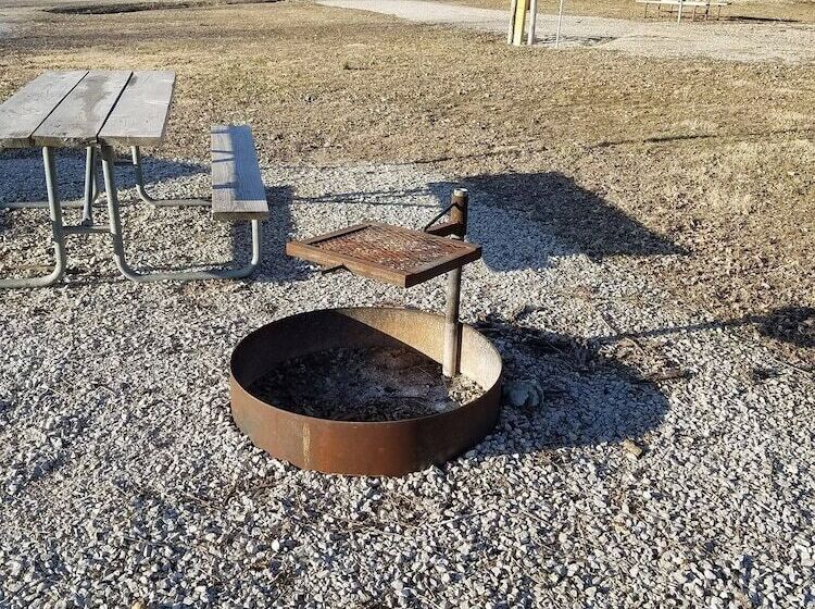 فندق على الطريق Beyonder Marine At Sterett Creek